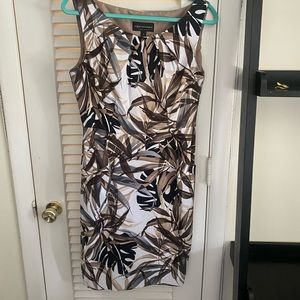 Connected Apparel. Size 10. Like New. Tropical Brown Black Tan White.